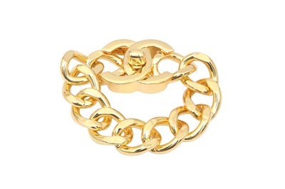 Lot 391 - Chanel CC XL Turnlock Chain Bracelet