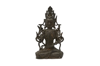 Lot 215 - A CHINESE BRONZE FIGURE OF A BODHISATTVA.
