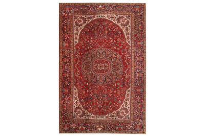 Lot 40 - A FINE HERIZ CARPET, NORTH-WEST PERSIA