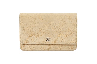 Lot 292 - Chanel Beige Wallet On Chain