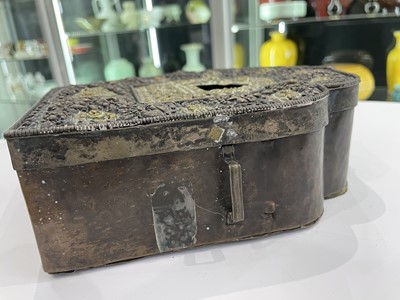 Lot 829 - A LARGE GROUP OF TIBETAN JEWELLERY AND METALWORK.