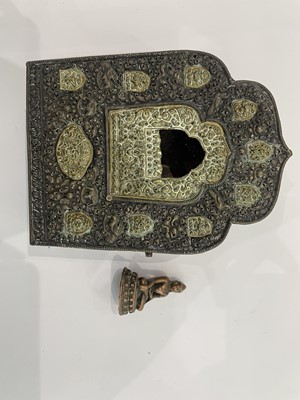 Lot 829 - A LARGE GROUP OF TIBETAN JEWELLERY AND METALWORK.
