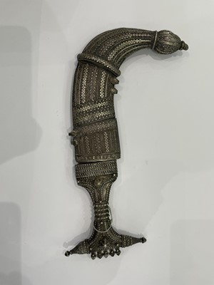 Lot 829 - A LARGE GROUP OF TIBETAN JEWELLERY AND METALWORK.