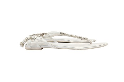 Lot 520 - Chanel White Camellia Flat Thong Sandal - Size 40.5
