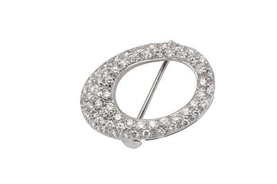 Lot 35 - Laykin l A diamond brooch