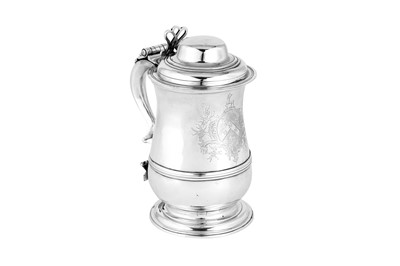 Lot 639 - A George III sterling silver tankard, London 1769 by John King