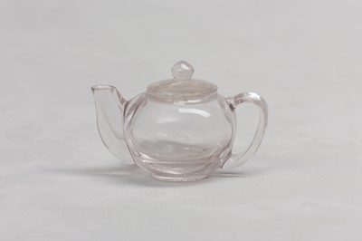 Lot 15 - A CHINESE ROCK CRYSTAL TEAPOT AND COVER.