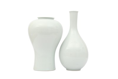 Lot 413 - TWO KOREAN MONOCHROME VASES.