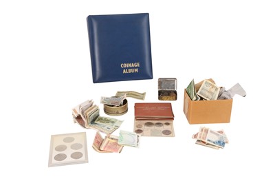 Lot 74 - A LARGE COLLECTION OF COINS AND BANKNOTES