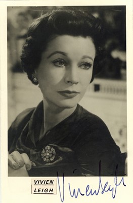 Lot 599 - Leigh (Vivien)