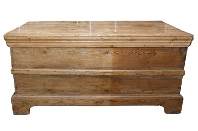 Lot 164 - A GEORGE III PINE TRUNK