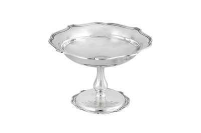 Lot 468 - A George V sterling silver comport or pedestal fruit bowl, London 1920 by Blackmore and Fletcher Ltd