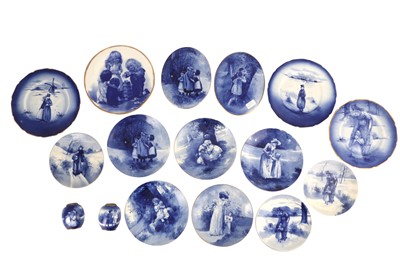 Lot 249 - A COLLECTION OF ROYAL DOULTON FLOW BLUE CHILDREN SERIES ITEMS