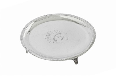 Lot 557 - A George III Scottish sterling silver teapot stand, Edinburgh 1789 by Patrick Robertson