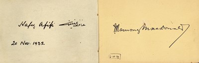Lot 11 - Autograph Album.- Actors & Politicians