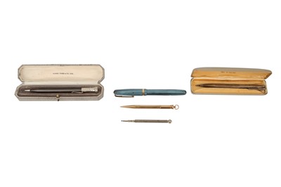 Lot 131 - A WATERMAN 513 FOUNTAIN PEN