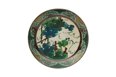 Lot 483 - A JAPANESE KUTANI YOSHIDAYA REVIVAL 'GRAPES' CHARGER.