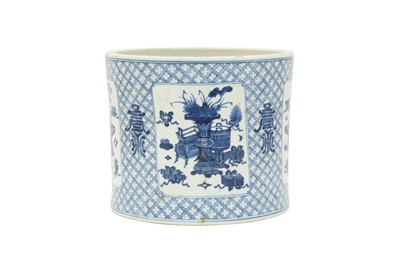 Lot 746 - A CHINESE BLUE AND WHITE 'TREASURES' BRUSH POT, BITONG.