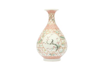 Lot 324 - A CHINESE FAMILLE ROSE BOTTLE VASE.