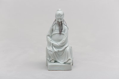Lot 27 - A CHINESE BLANC-DE-CHINE FIGURE OF GUANDI.