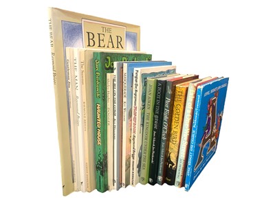 Lot 86 - Briggs. The Snowman & others first editions.