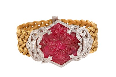 Lot 225 - A pink tourmaline and diamond bracelet