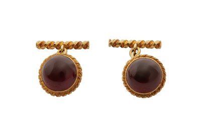 Lot 23 - A pair of garnet cufflinks