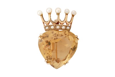 Lot 2 - A citrine coronet brooch