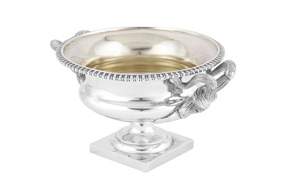 Lot 501 - An Edwardian sterling silver twin handled vase or bowl, London 1903 by Goldsmiths and Silversmiths