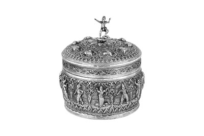 Lot 172 - An early 20th century Burmese unmarked silver betel box, probably provincial circa 1920