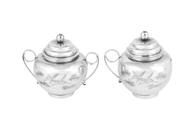 Lot 239 - A pair of late 20th century Japanese silver confectionary bowls