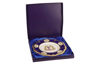 Lot 98 - CAVERSWALL CHINA BEAKER AND PLATE MARKING THE 40TH ANNIVERSARY OF THE ACCESSION OF QUEEN ELIZABETH II