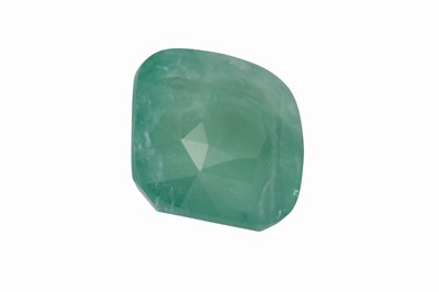 Lot 43 - AN EMERALD RING