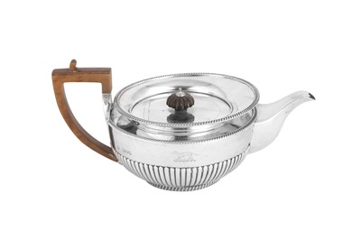 Lot 517 - A Victorian sterling silver teapot London 1891 by George Lambert