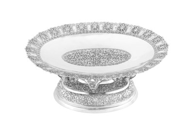 Lot 182 - A mid-20th century Cambodian unmarked silver dish on stand (Tok or Joeṅ Srāb), circa 1960
