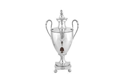 Lot 597 - A George III sterling silver tea urn, London 1777 by Henry Greenaway