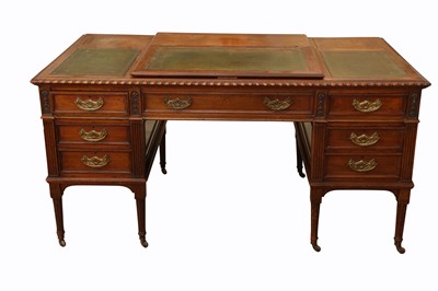 Lot 147 - A MAPLE & CO MAHOGANY DESK, CIRCA 1900