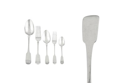 Lot 364 - A George III to Victorian sterling silver assembled table service of flatware / canteen, various dates and makers