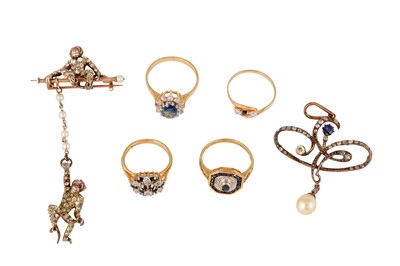 Lot 94 - A GROUP OF JEWELLERY