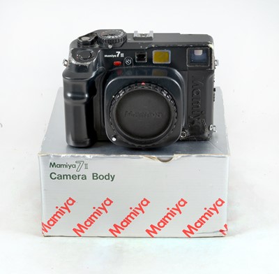 Lot 281 - Mamiya 7 II Medium Format Body for SPARES or REPAIR.