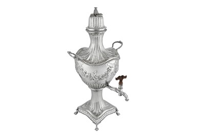Lot 568 - Hallmarking interest – A rare George III sterling silver tea urn, London 1771 by Francis Crump, overstruck for Edinburgh 1772 by William Davie