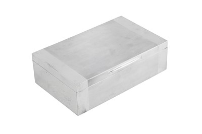 Lot 58 - A large George VI Art Deco sterling silver cigarette or cigar box, London 1942 by E. Silver & Co