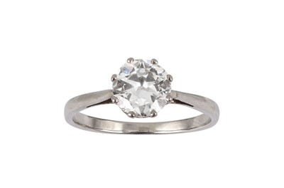 Lot 243 - A DIAMOND SINGLE-STONE RING