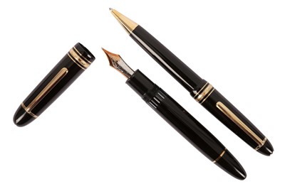 Lot 259 - A GERMAN MONTBLANC MEISTERSTUCK FOUNTAIN PEN NUMBERED 149 AND BALLPOINT PEN NUMBERED 161