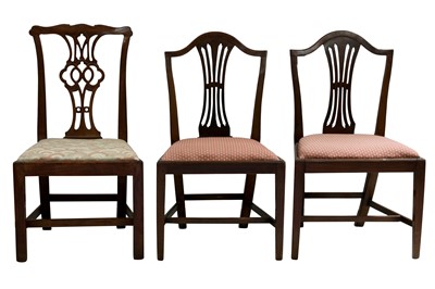 Lot 177 - A GEORGE III MAHOGANY DINING CHAIR