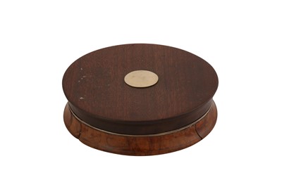 Lot 11 - A William IV sterling silver gilt mounted wooden snuff box, Birmingham 1834 by Nathaniel Mills
