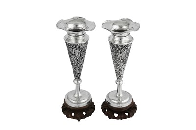 Lot 216 - A pair of early 20th century Chinese Export silver vases, Jiujiang circa 1900 by Tu Qing He