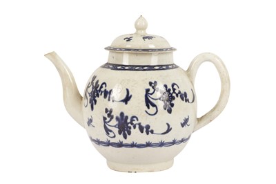 Lot 131 - A LIVERPOOL PORCELAIN TEAPOT AND COVER, 18TH CENTURY