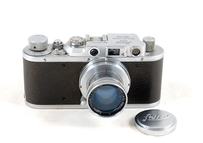 Lot 132 - A Chrome Leica II, circa 1938. #308272.
