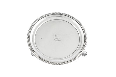 Lot 94 - An early 19th century Indian Colonial silver curry pan stand, Calcutta 1821-23 by Twentyman, Beck and Co (active 1821-23)